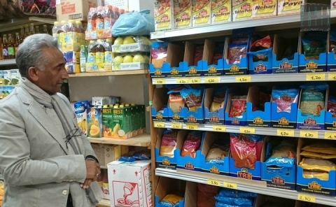 Vendere agli immigrati il cibo del proprio Paese: è l'idea di successo del